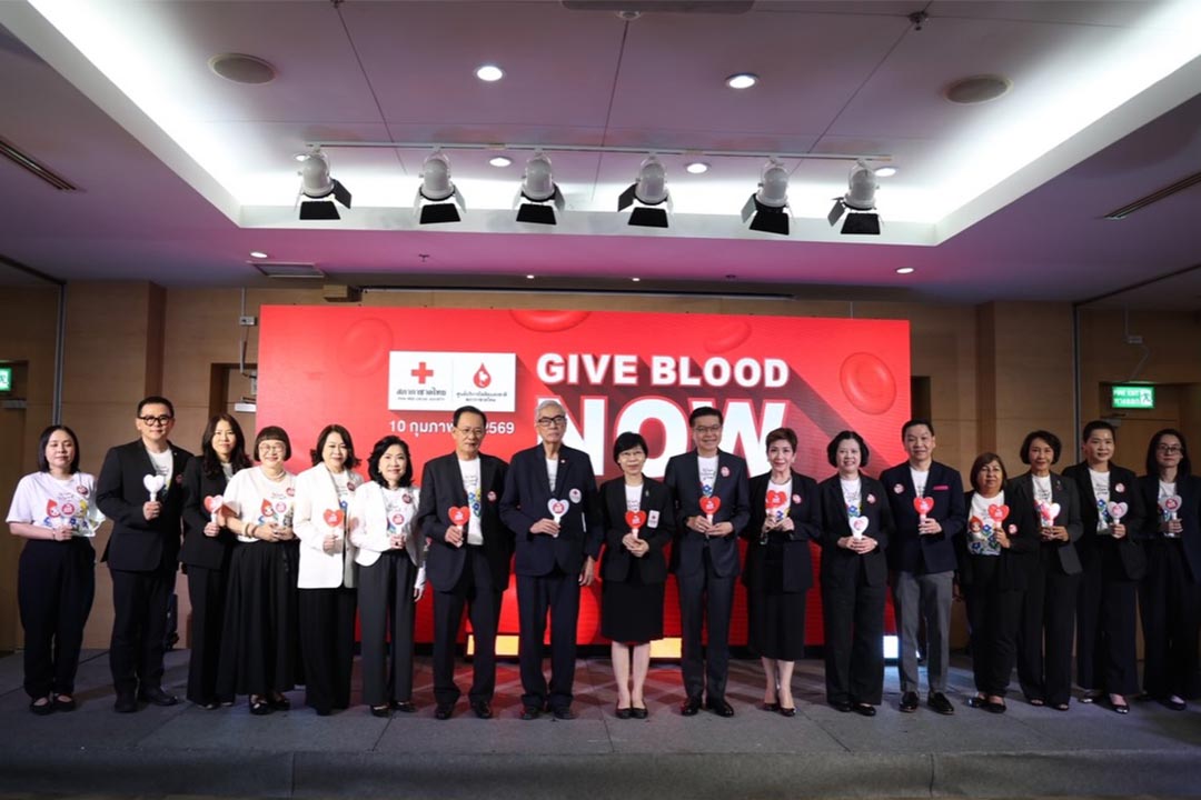 "พี่หน่อง อรุโณชา" พร้อมด้วย "วินเนอร์ ธนทัต" นักแสดงในสังกัด ร่วมงานแถลงข่าวโครงการ "Give Blood Now - ให้เลือด ให้ได้ ให้เลย" ประจำปี 2569