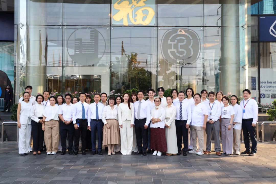 "พี่หน่อง อรุโณชา" ร่วมพิธีสงฆ์ เนื่องในโอกาสครบรอบ 56 ปี ช่อง 3 พร้อมด้วยผู้บริหาร ผู้จัด และพนักงานช่อง 3