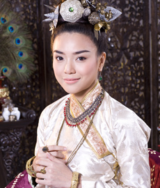 กัญญ์ณรัณ  วงศ์ขจรไกล