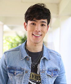 นพวิชญ์  ไทยแท้